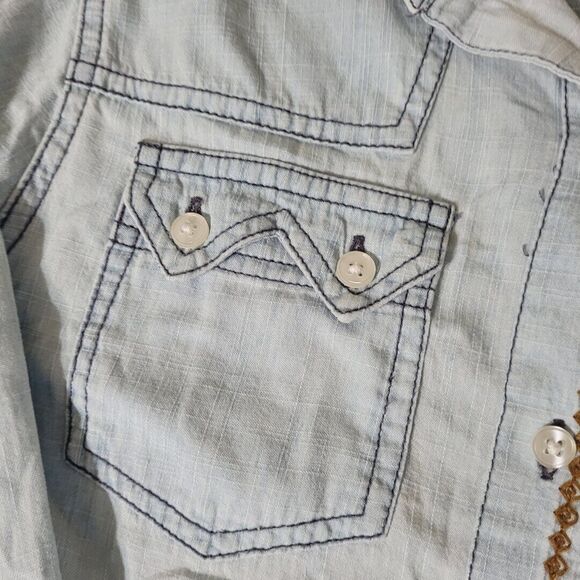 Allen B. Chambray and Crochet Button Up Denim Top embroidery southwest Small - Picture 4 of 9